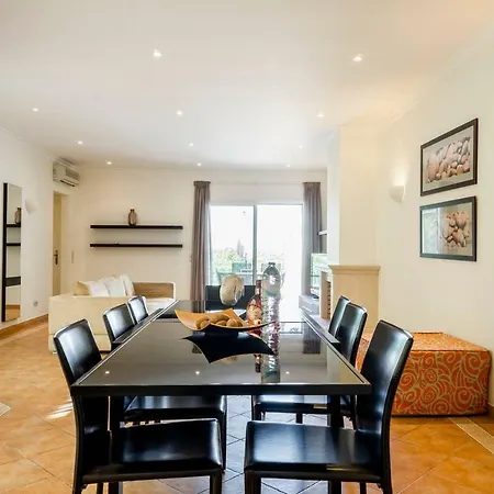 Stunning 3 Bed With Pool Appartement Vale do Lobo