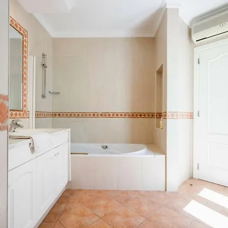Stunning 3 Bed With Pool Vale do Lobo
