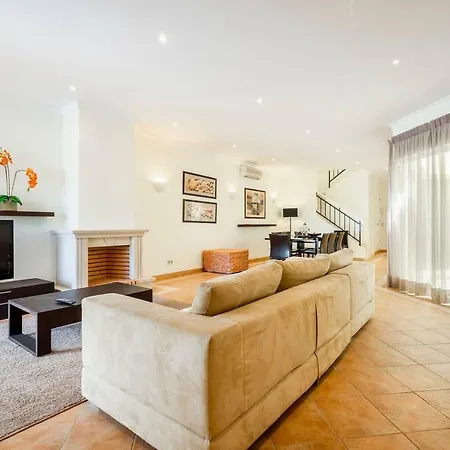 Appartement Stunning 3 Bed With Pool Vale do Lobo