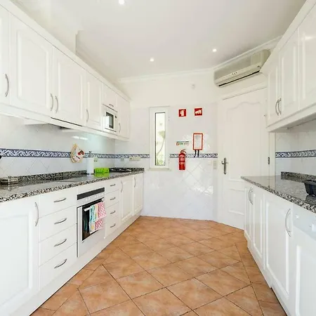 Stunning 3 Bed With Pool * Vale do Lobo